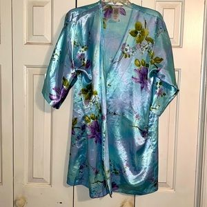 Secret Treasures Small Satin Robe. No belt with robe. No damage.